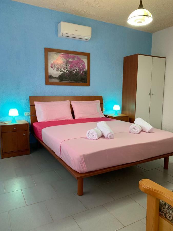 B&D 1 Daire Zóla Dış mekan fotoğraf